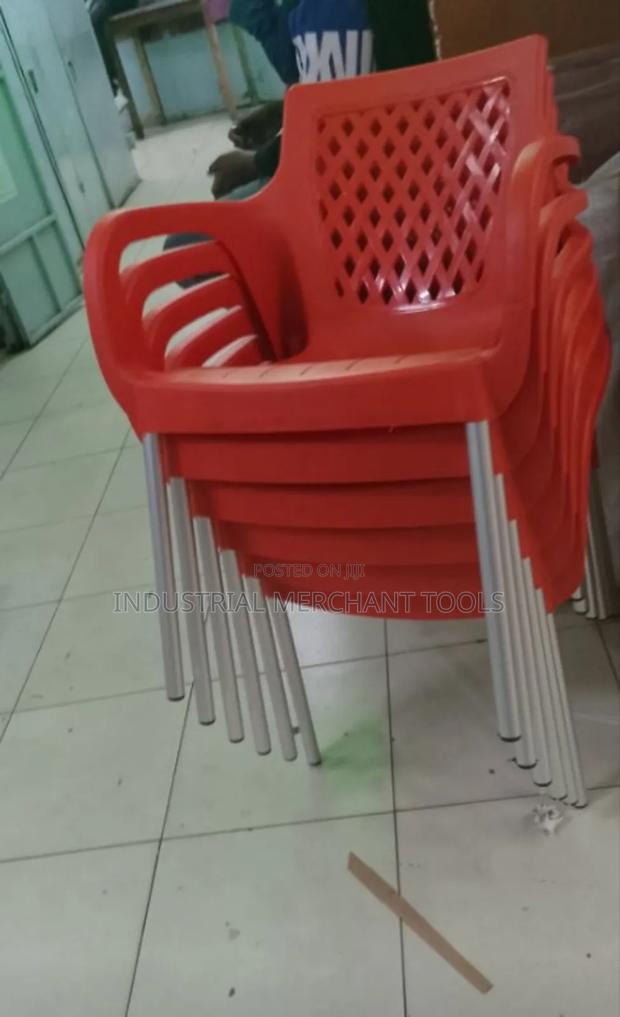 Heavyweight Plastic Chairs With Metallic Legs - main view