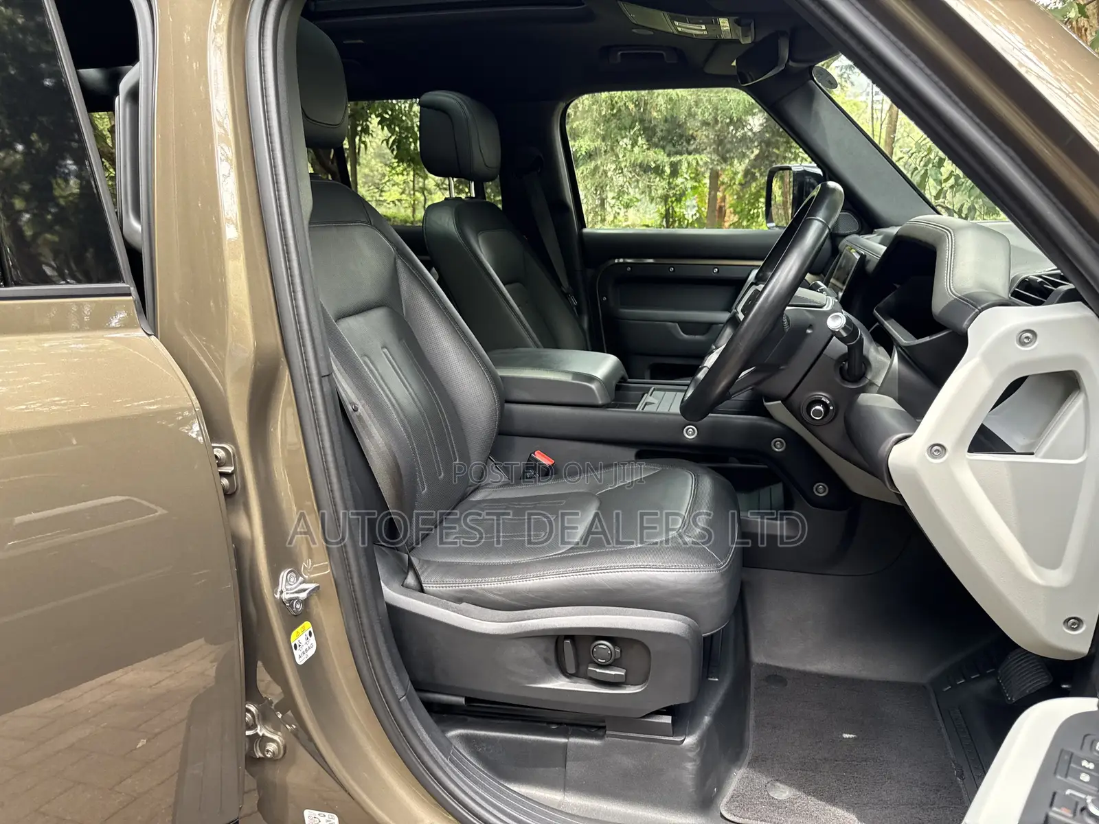 Land Rover Defender X-Dynamic HSE 2021 Green