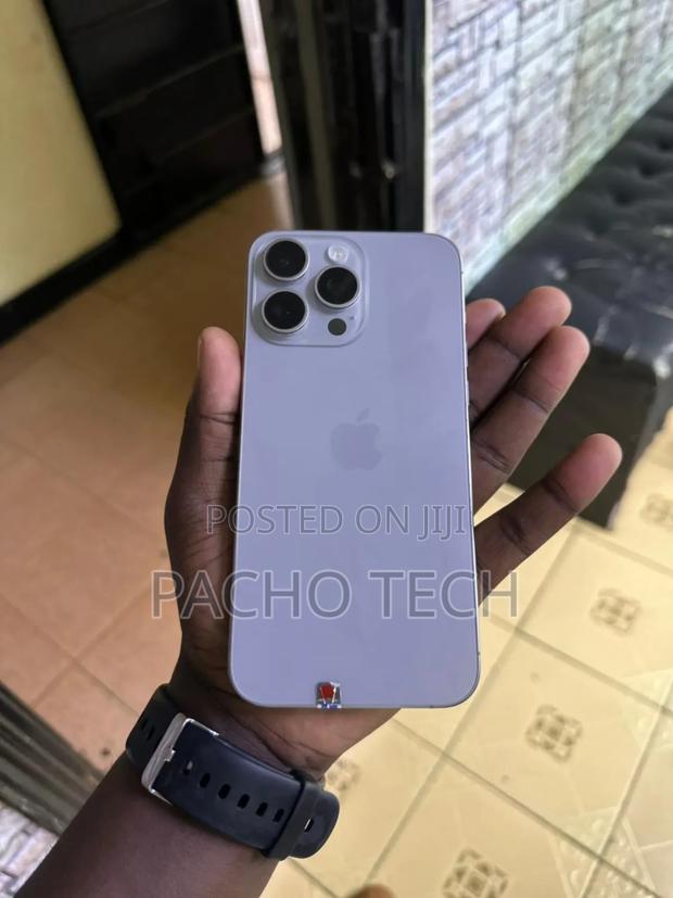 Apple iPhone 15 Pro Max 256 GB White - thumbnail 2