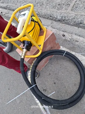 Heavy-Duty Electric Concrete Vibrator