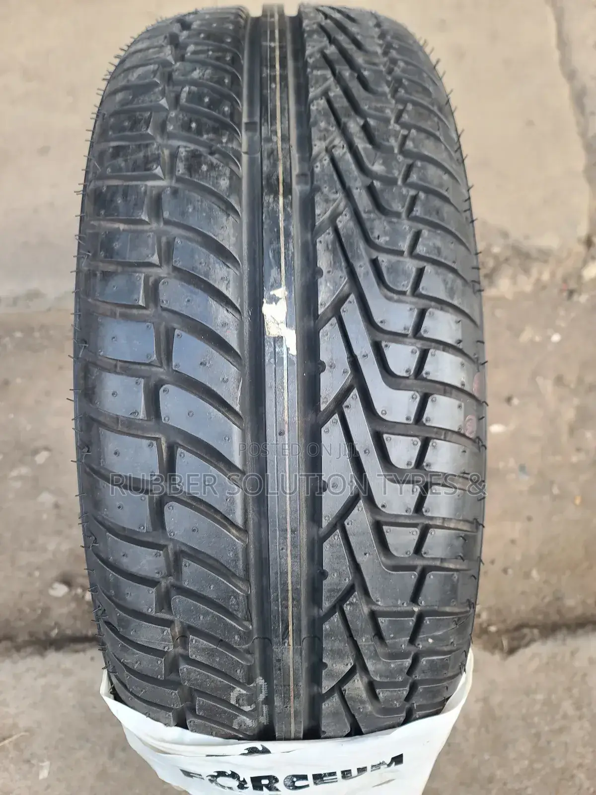 215 /55 R18 Forceum Tyres 99v Xl Made in Indonesia