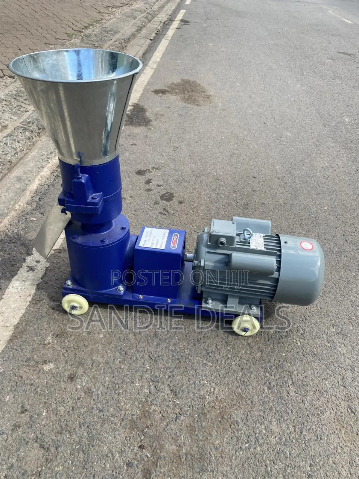 Animal Feed Machine