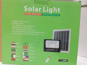 Solar Flood Light 100w.Auto on Off 6 to 6.Remote Control. Ip67.