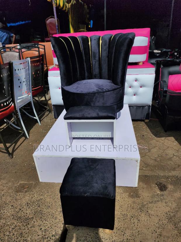 Executive Pedicure Seat With Ottoman and Platform - main view