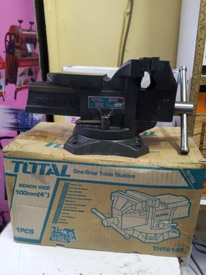 Total Bench Vise / 4" Bench Vice - main view