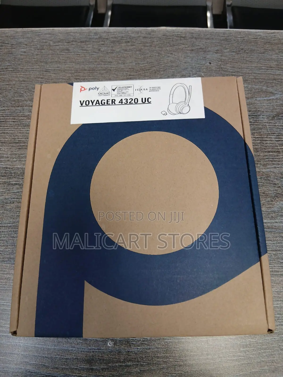 Poly Voyager 4320uc Headset
