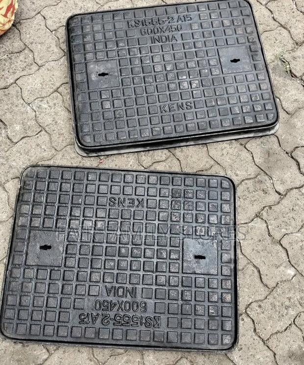 Cast Iron Manhole Cover - thumbnail 4