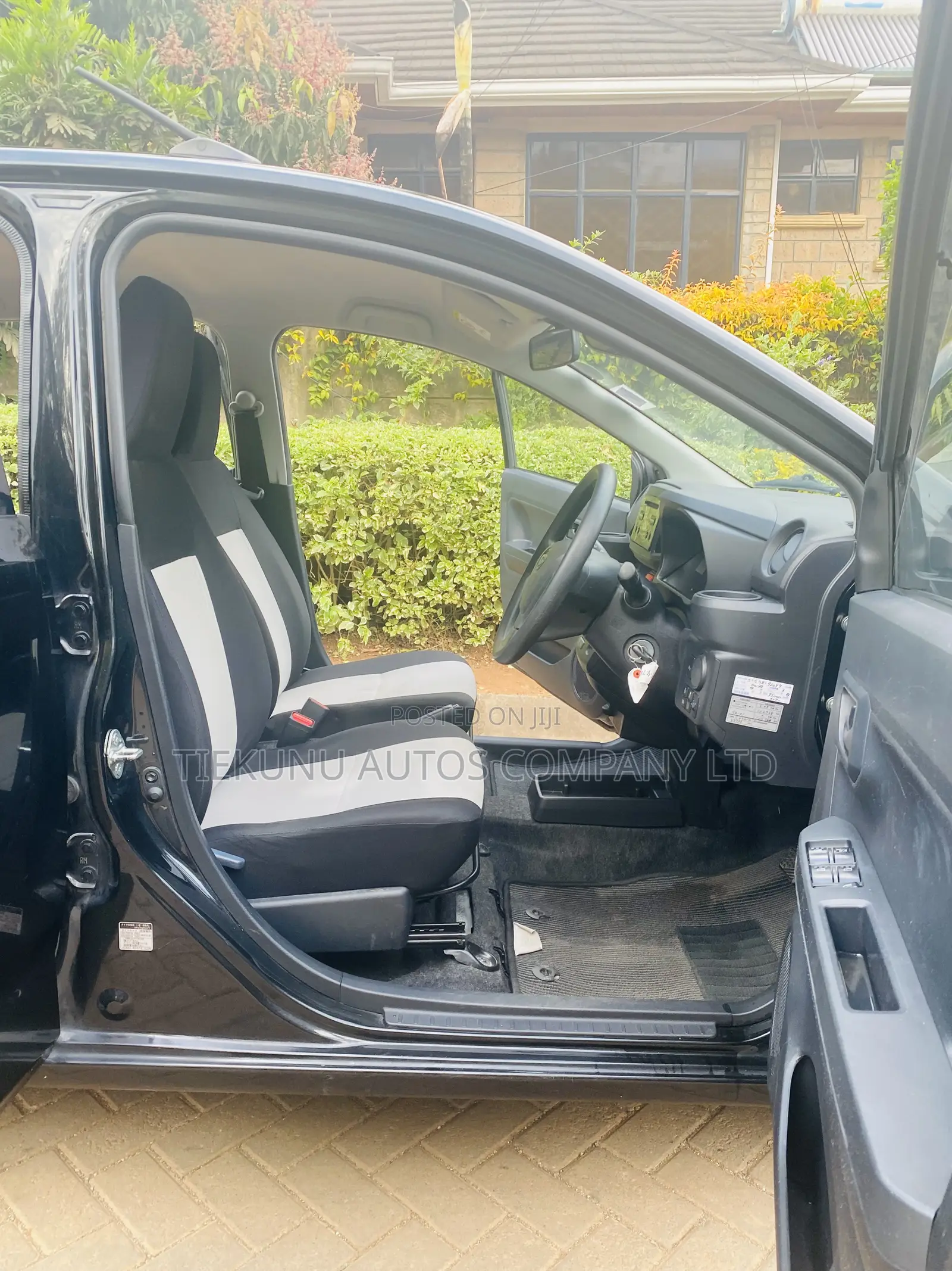 Daihatsu Mira 2018 Black