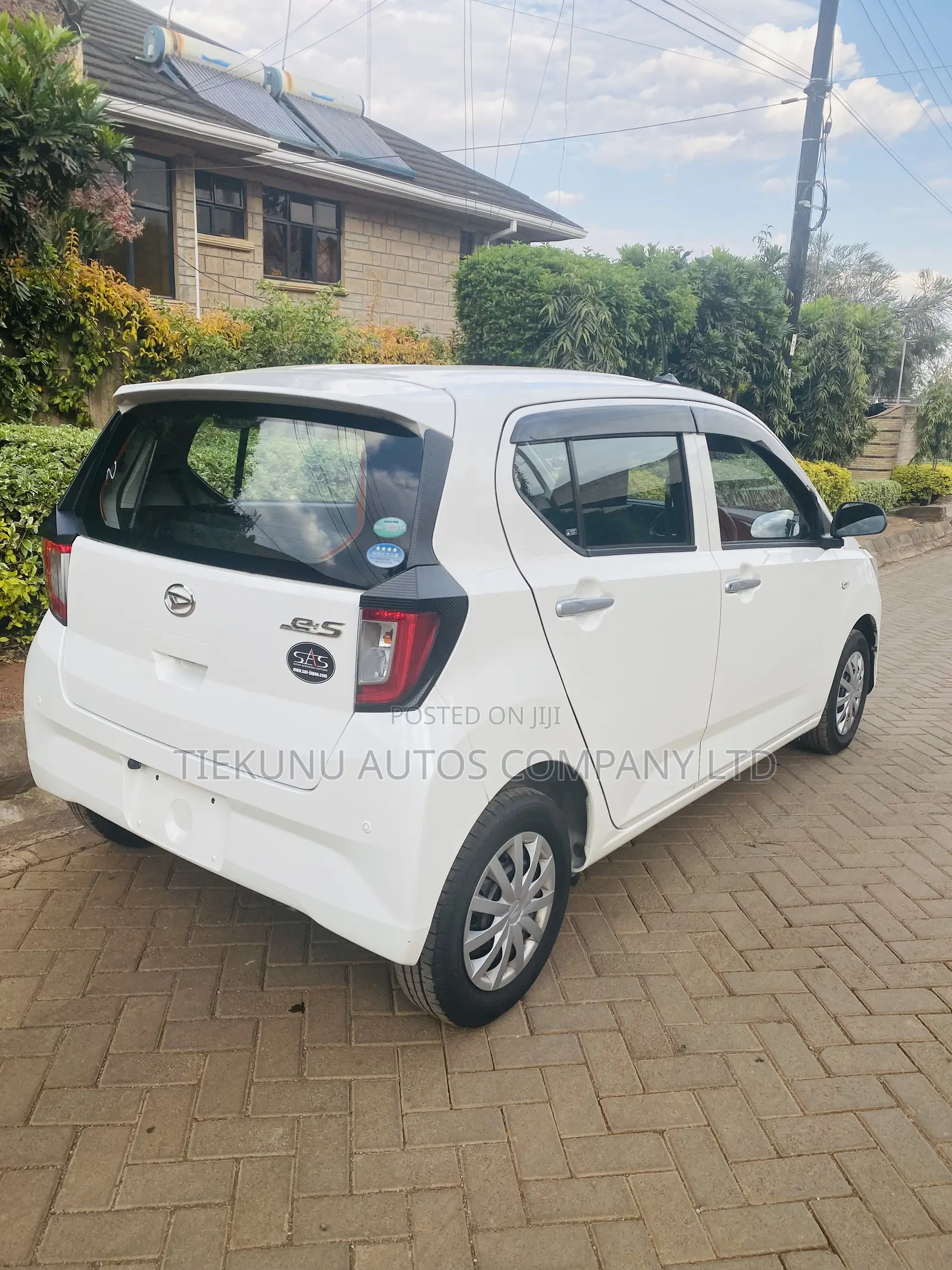 Daihatsu Mira 2018 White