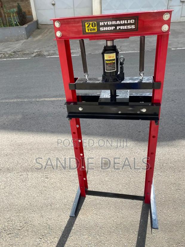 Hydraulic Power Press - thumbnail 2