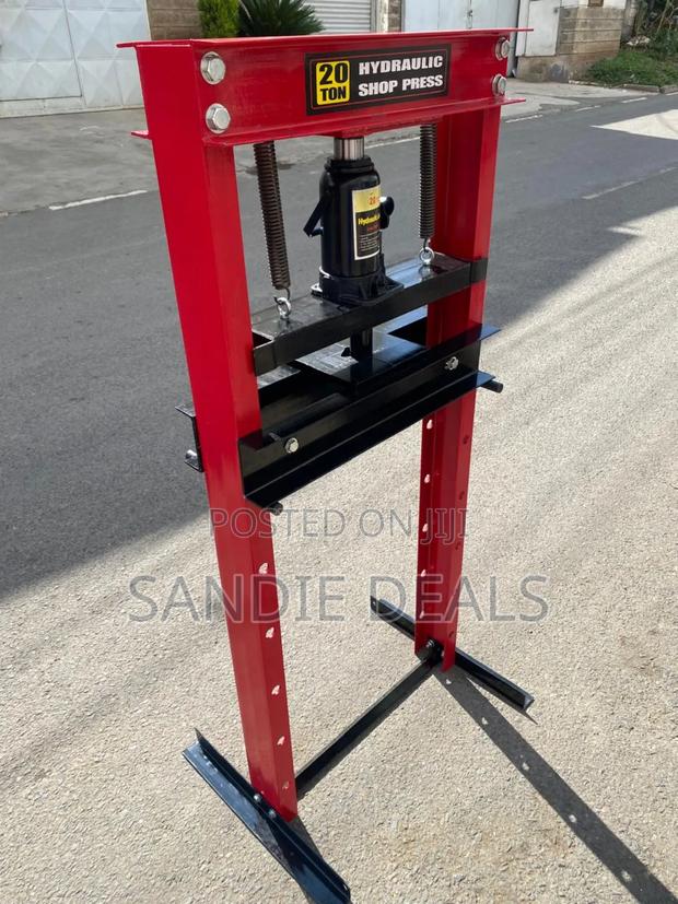 Hydraulic Compression Machine - main view