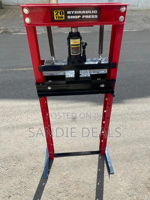 Hydraulic Compression Machine - thumbnail 2