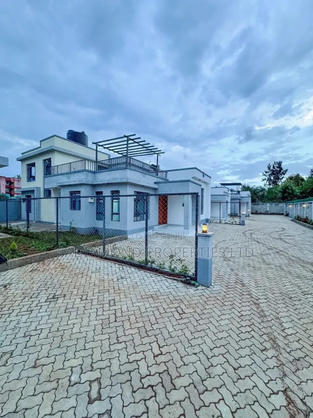 4bdrm Maisonette in Mugutha, Ruiru for sale