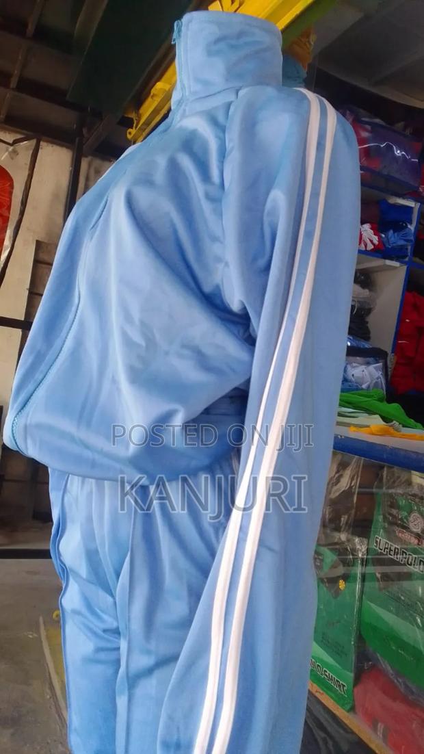 Quality Working Out Tracksuits - thumbnail 3