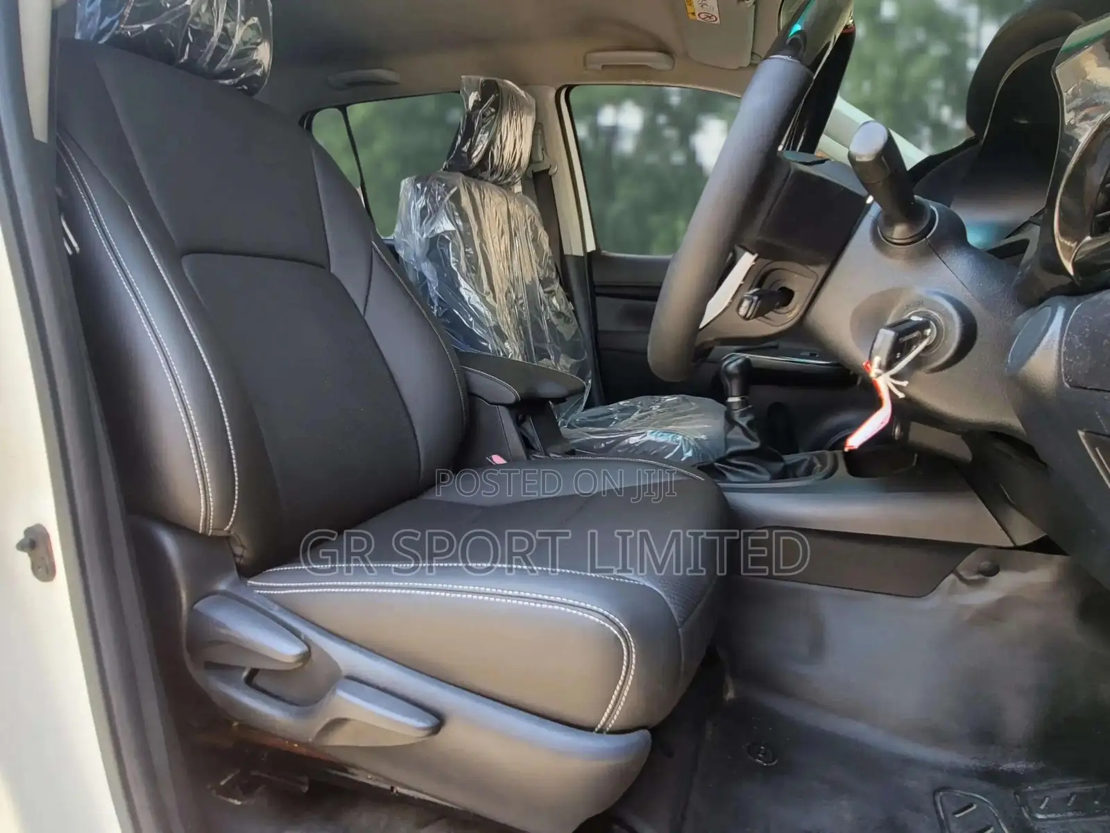 Toyota Hilux Revo Double Cab Deisel 2.8 AWD 2018 White