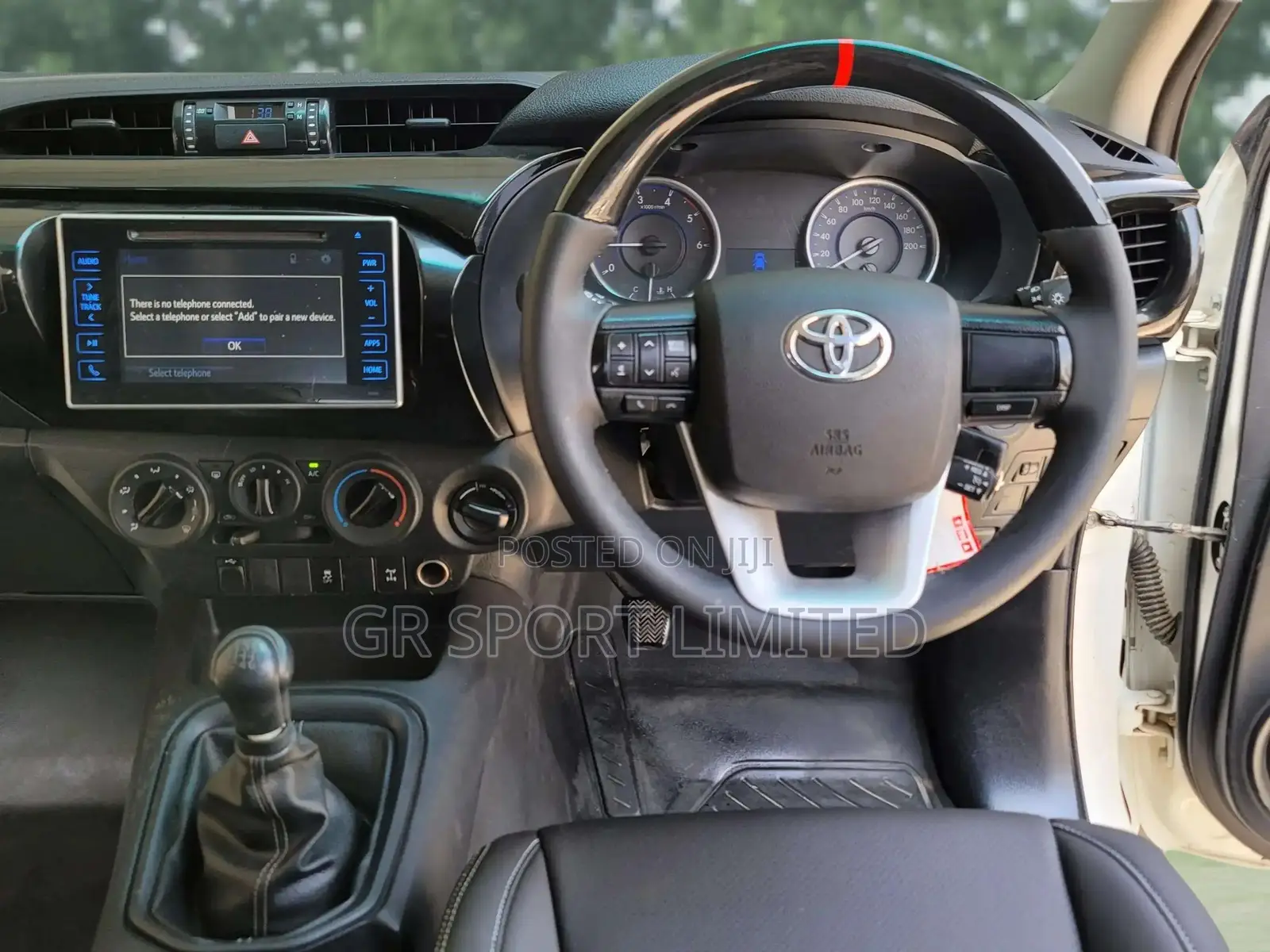 Toyota Hilux Revo Double Cab Deisel 2.8 AWD 2018 White