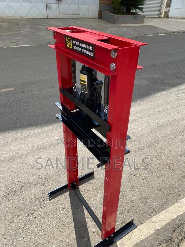 Hydraulic Forging Machine - main view