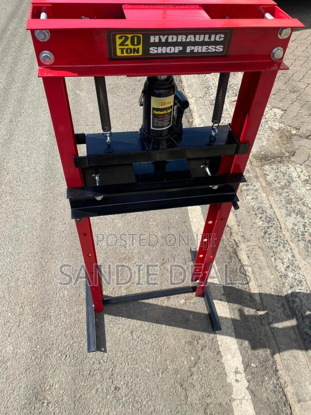 Hydraulic Forging Machine - thumbnail 2