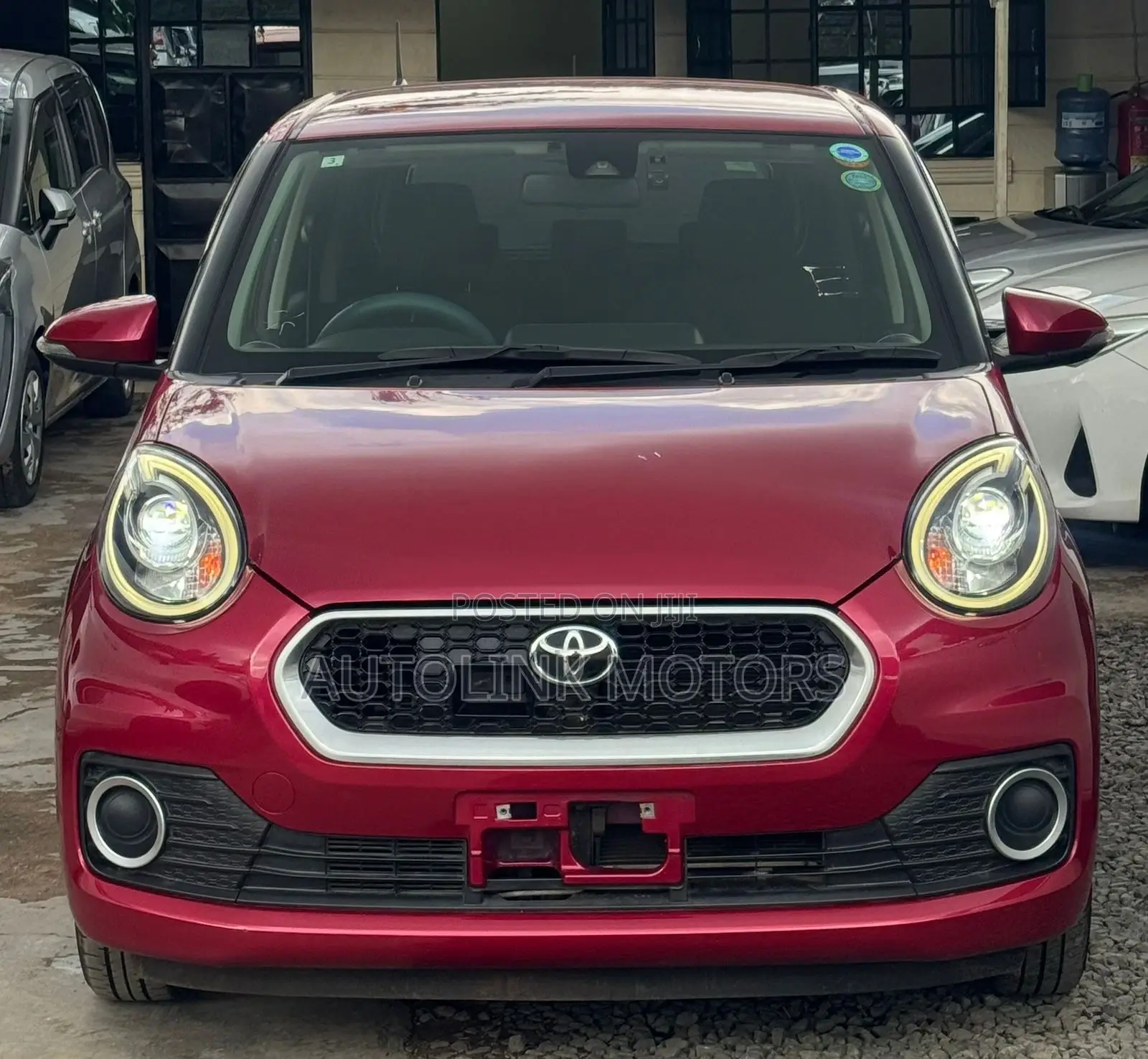 Toyota Passo 1.0 FWD 2018 Red