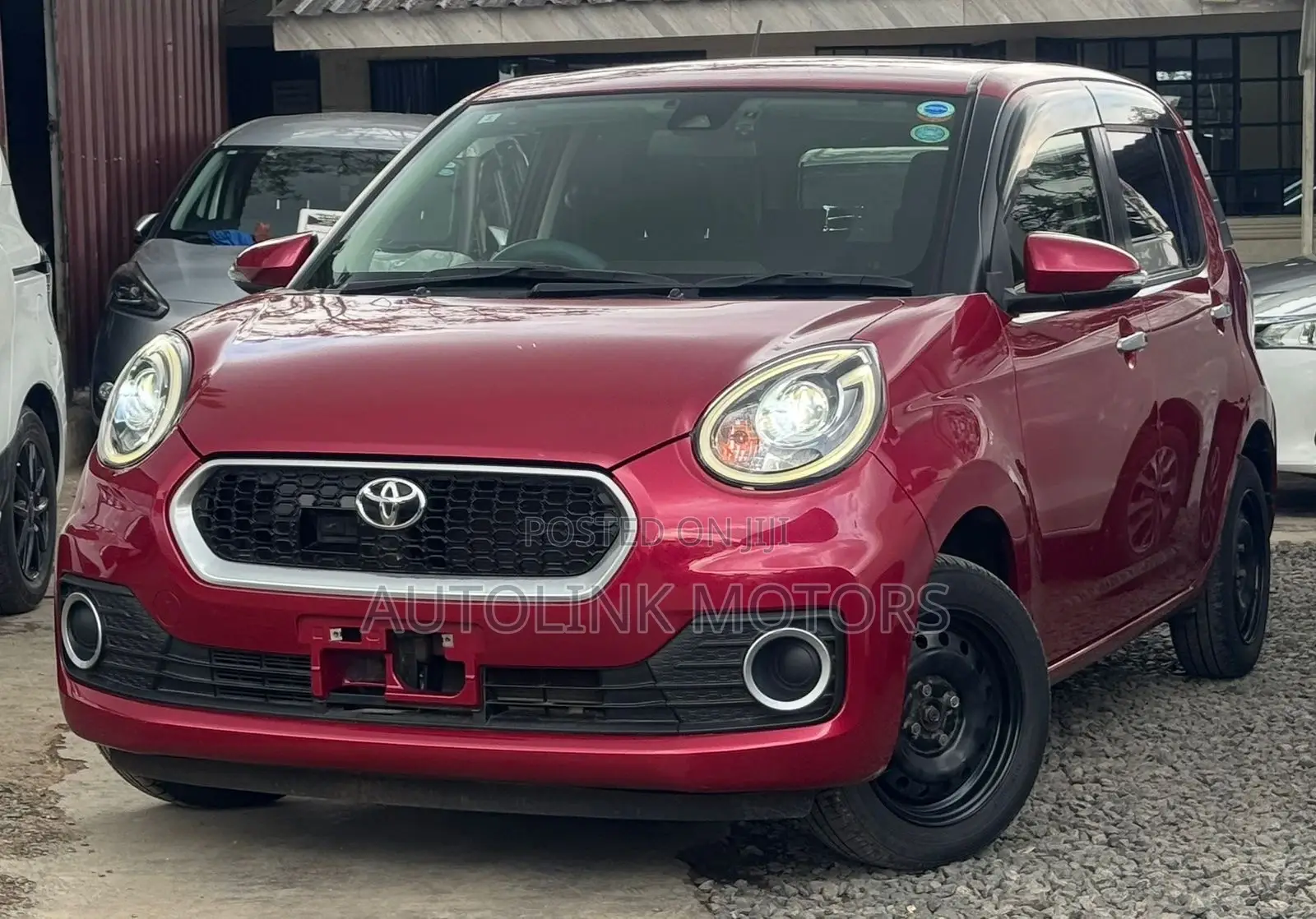 Toyota Passo 1.0 FWD 2018 Red