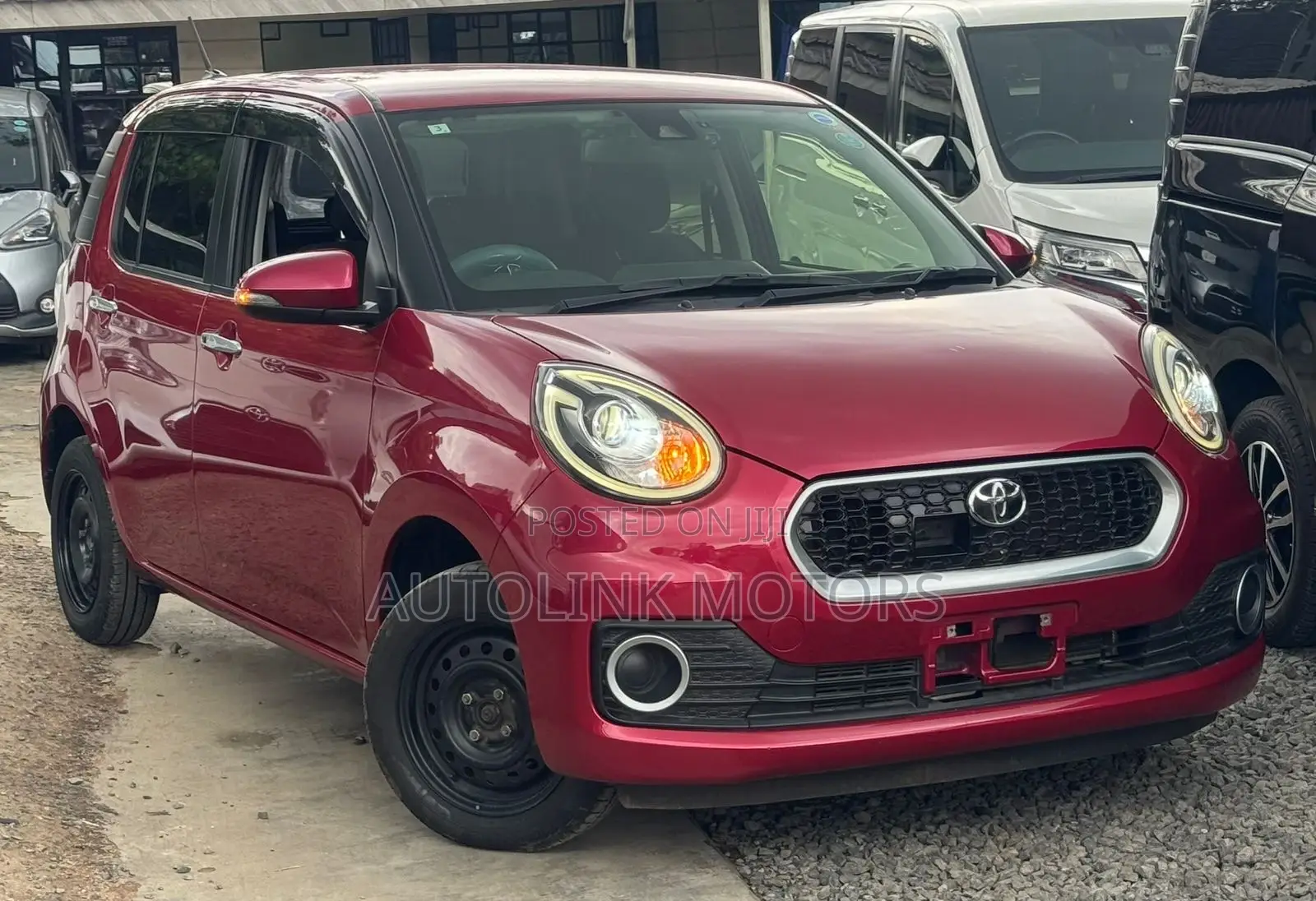 Toyota Passo 1.0 FWD 2018 Red