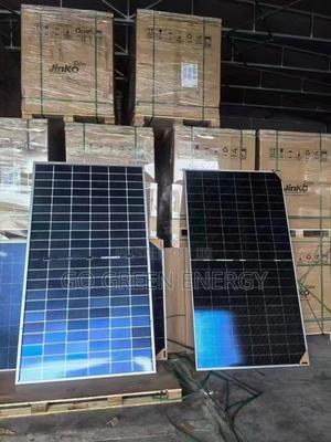 585w Jinko Bifacial Solar Panel - main view