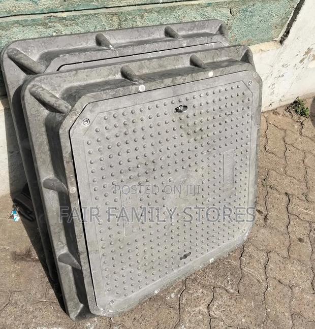 40t Lockable Manhole Cover - main view