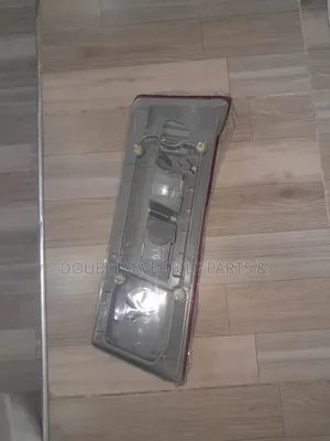 Bootlamp/Boot Lamp Toyota Premio Corona 1999,1998 Nyoka Boot Reflector