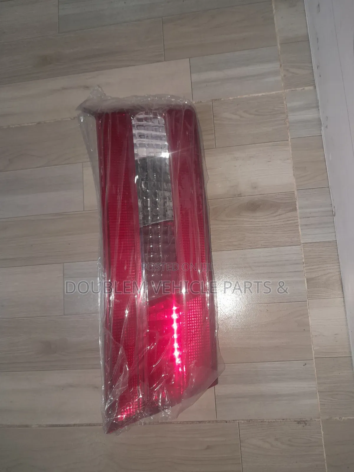 Bootlamp/Boot Lamp Toyota Premio Corona 1999,1998 Nyoka Boot Reflector
