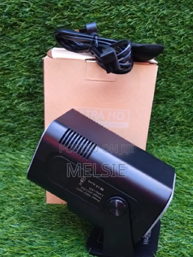 Smart Projector Android 13, Auto Keystone Correction, 180° Rotatable .