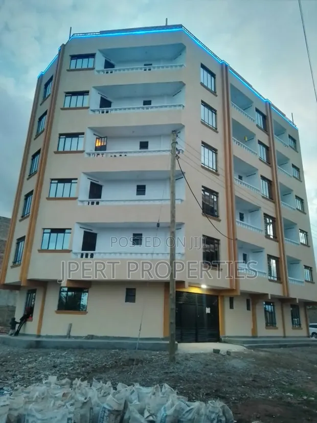 17bdrm Block of Flats in Kamakis Infinity, Ruiru for sale