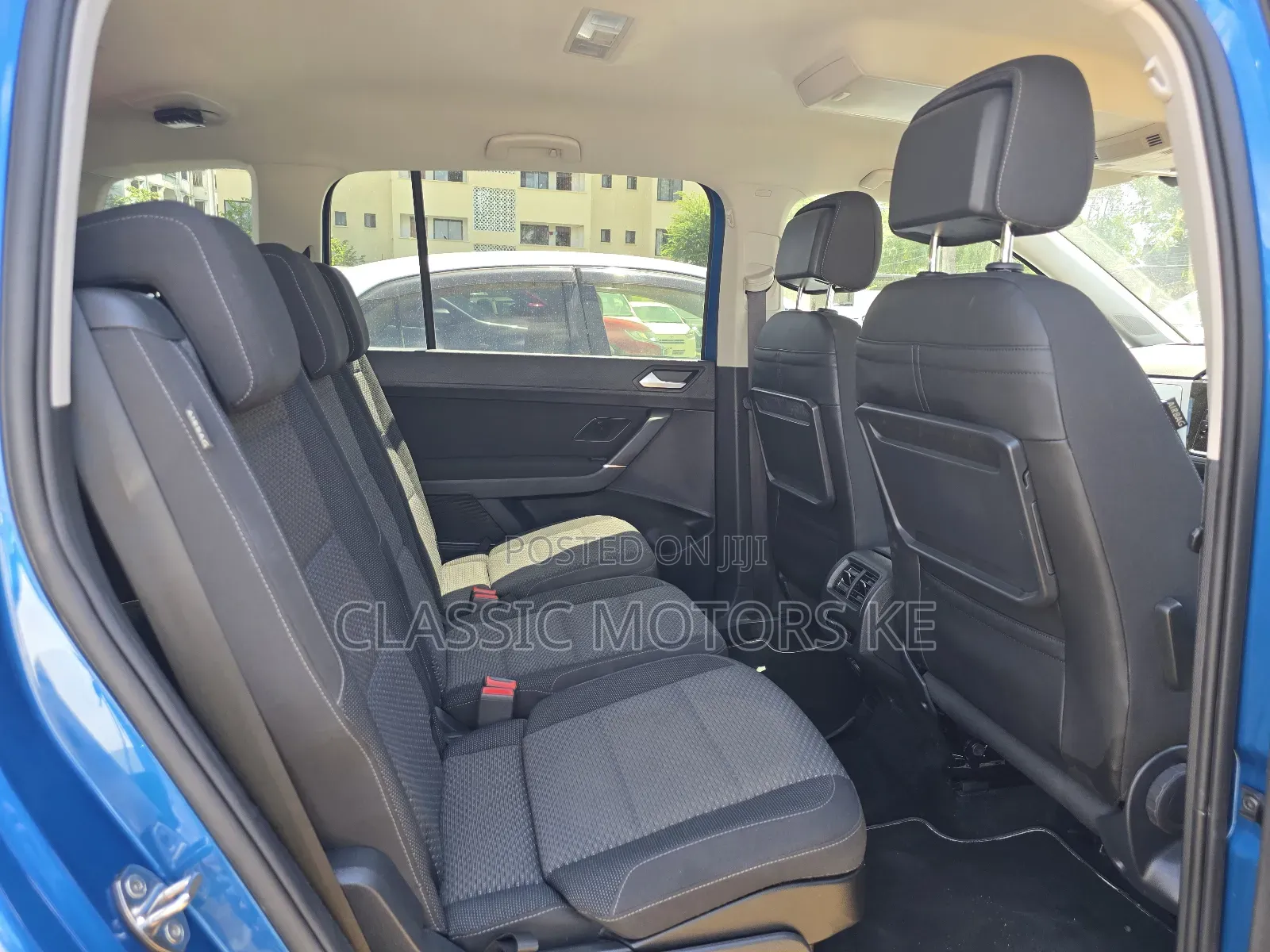 Volkswagen Touran 2019 Blue