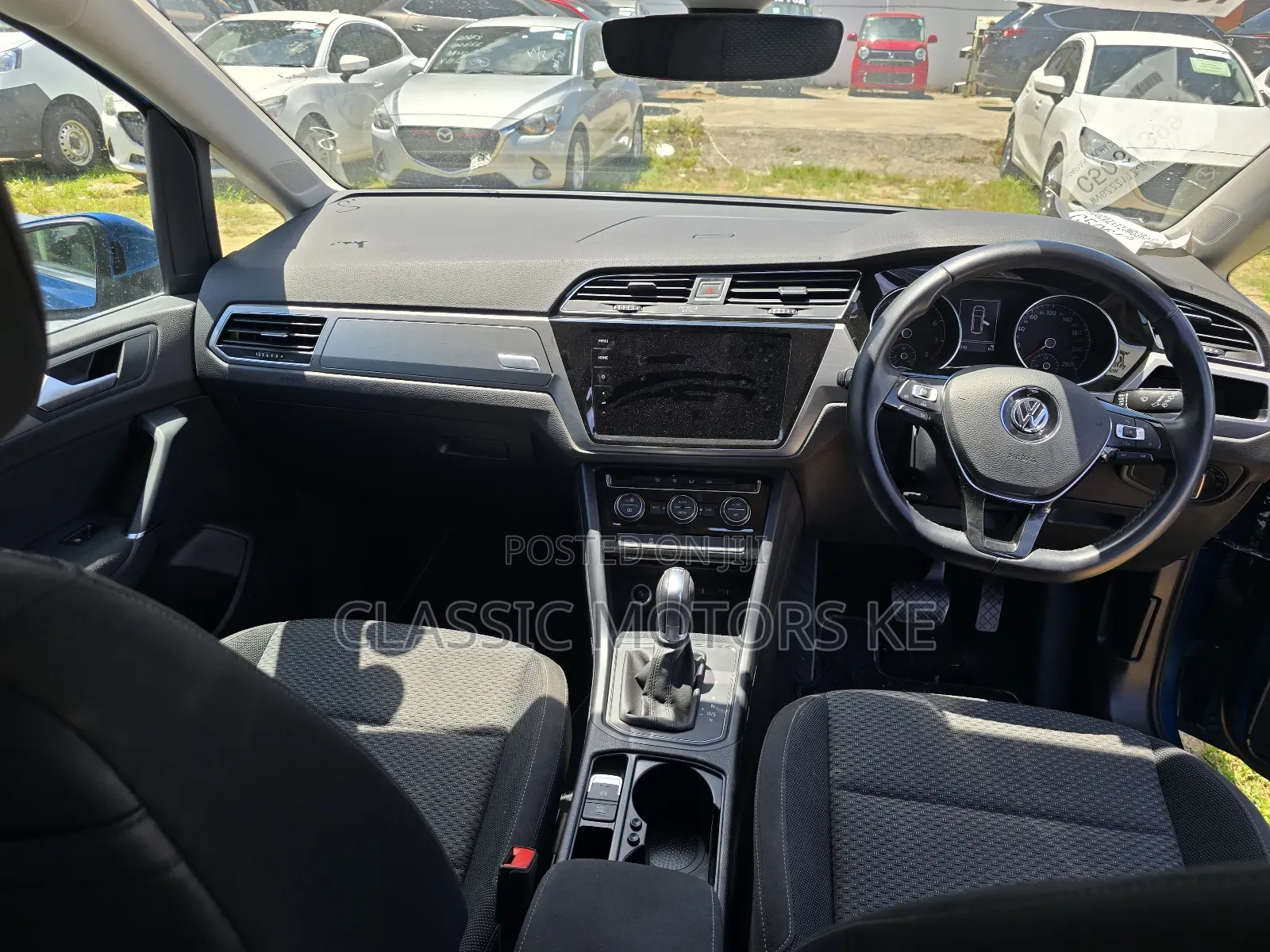 Volkswagen Touran 2019 Blue