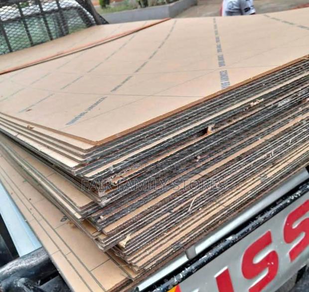 Plastic Glass/ Perspex Sheet - thumbnail 2