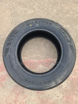 215/65r16 Maxtrek Tires Maximus M2
