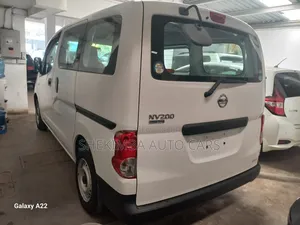 Nissan NV200 2019 White