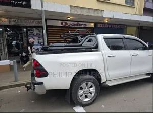 Heavy-Duty Night Fury Rollbar for a Bold Off-Road Look
