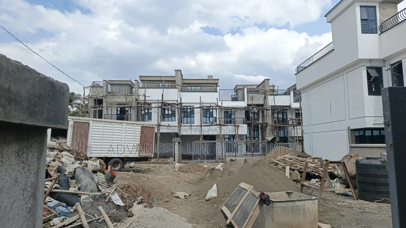4bdrm Maisonette in Nakuru Milimani for sale