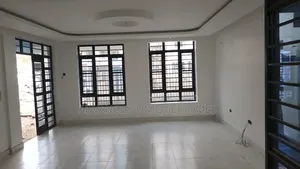 4bdrm Maisonette in Nakuru Milimani for sale