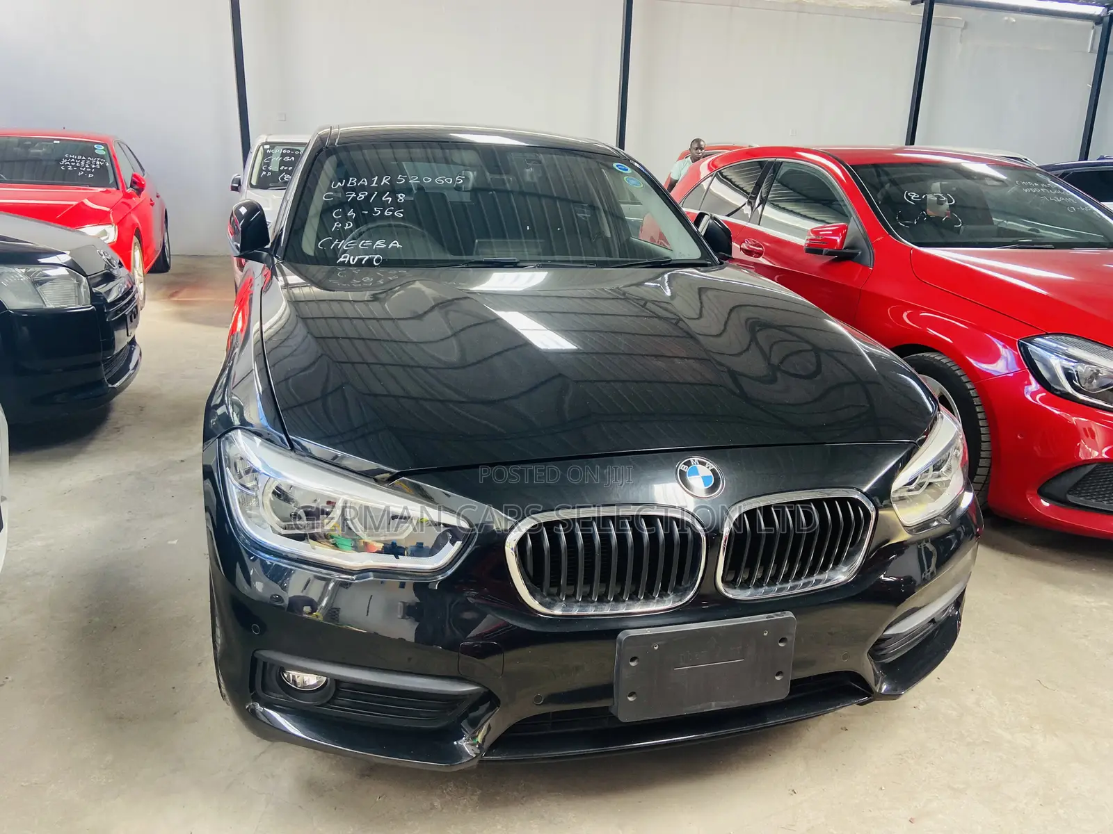BMW 118i 2018 Black