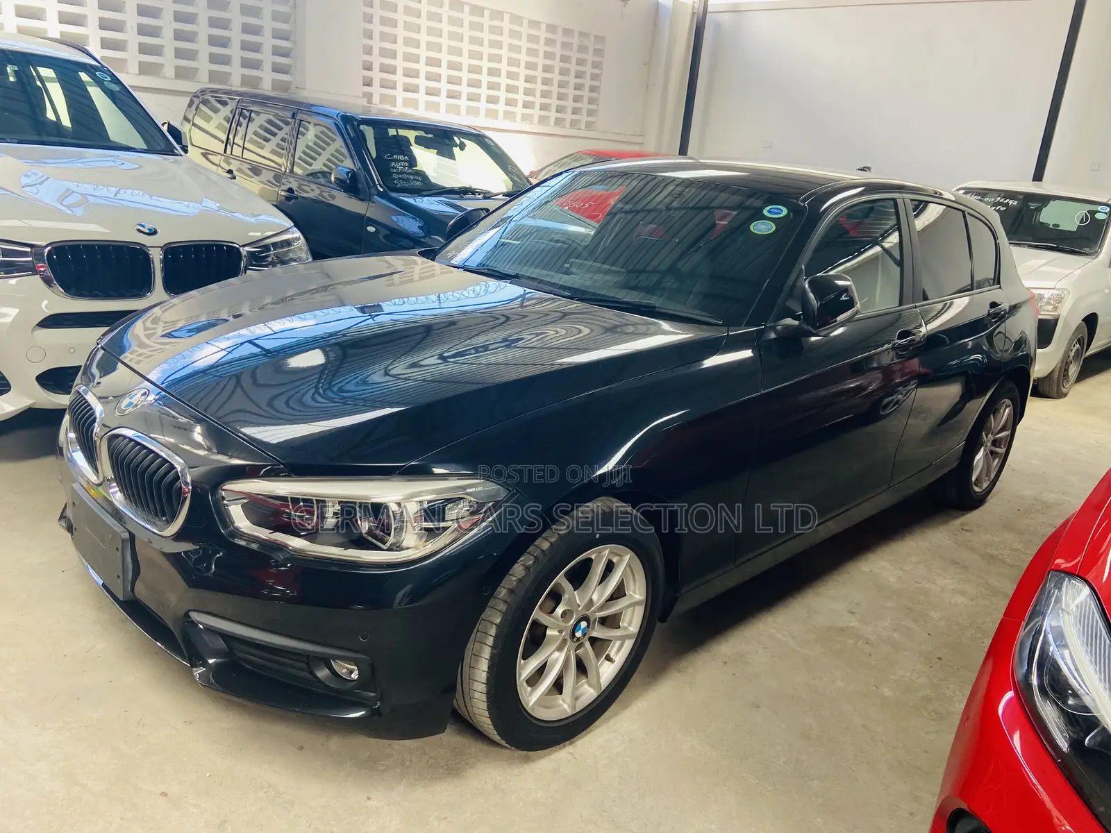 BMW 118i 2018 Black