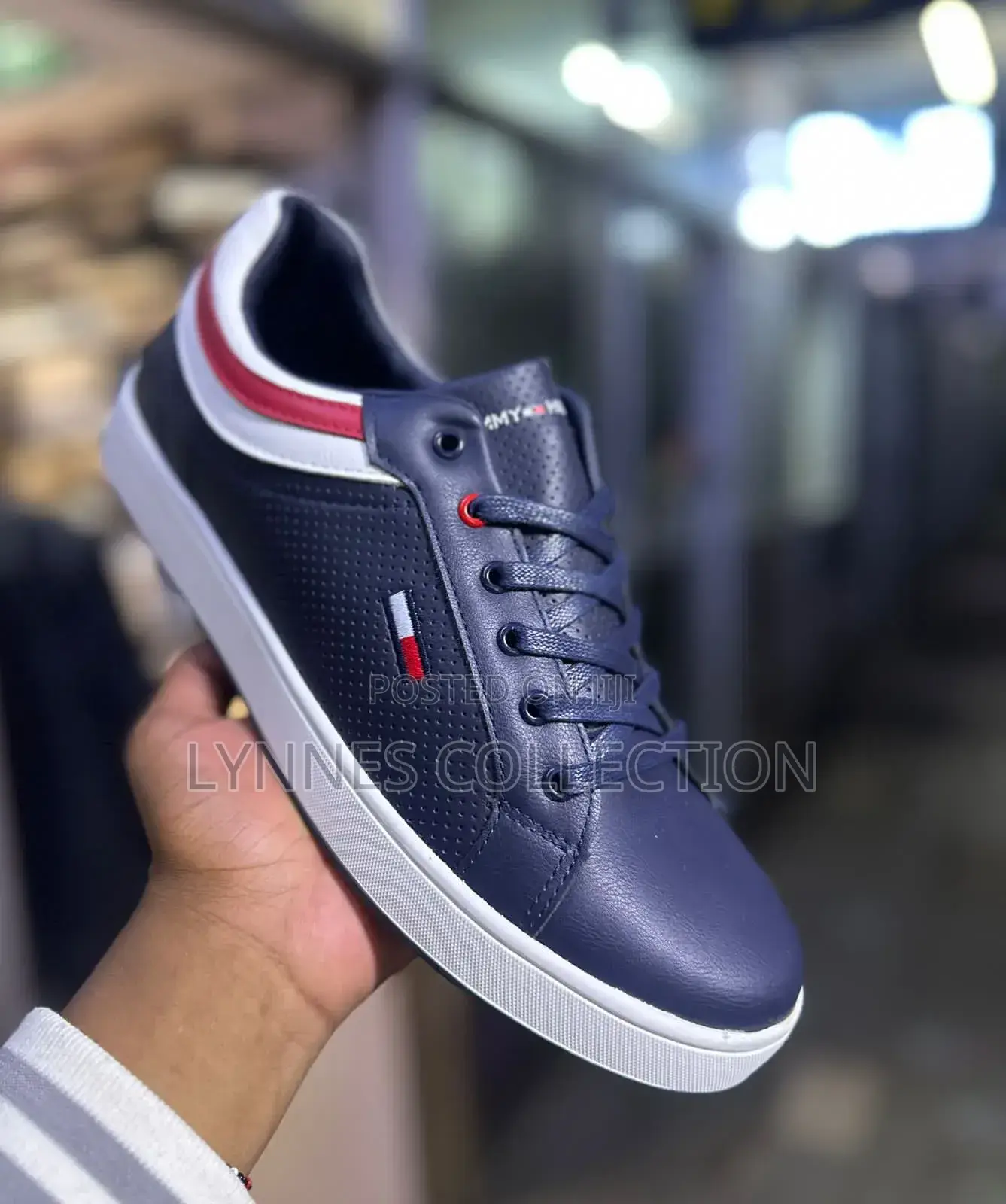 Tommy Hillfiger Stiched Logo , Tommys Sizes 40_45