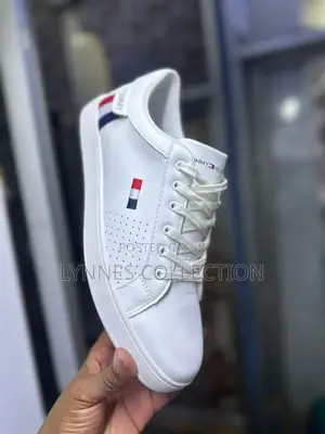 Tommy Hillfiger Stiched Logo , Tommys Sizes 40_45
