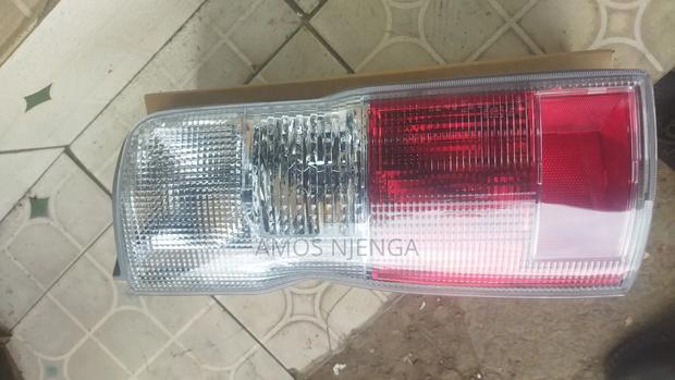 Nissan Caravan 2002-2006 Tailight - thumbnail 2