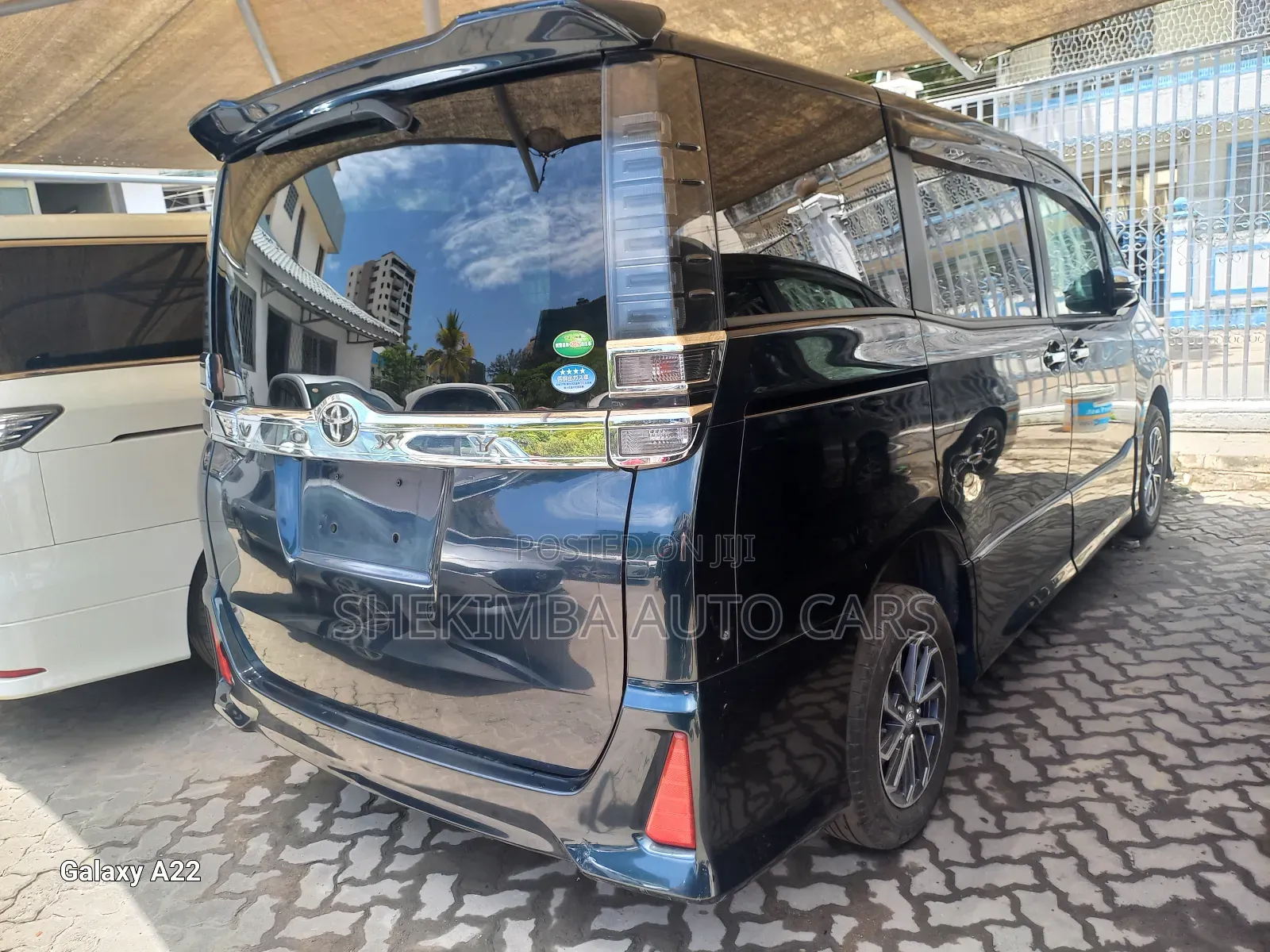 Toyota Voxy 2019 Purple