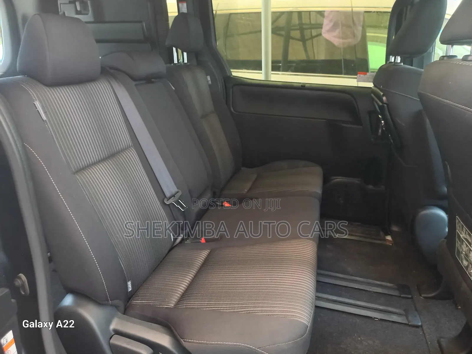 Toyota Voxy 2019 Purple