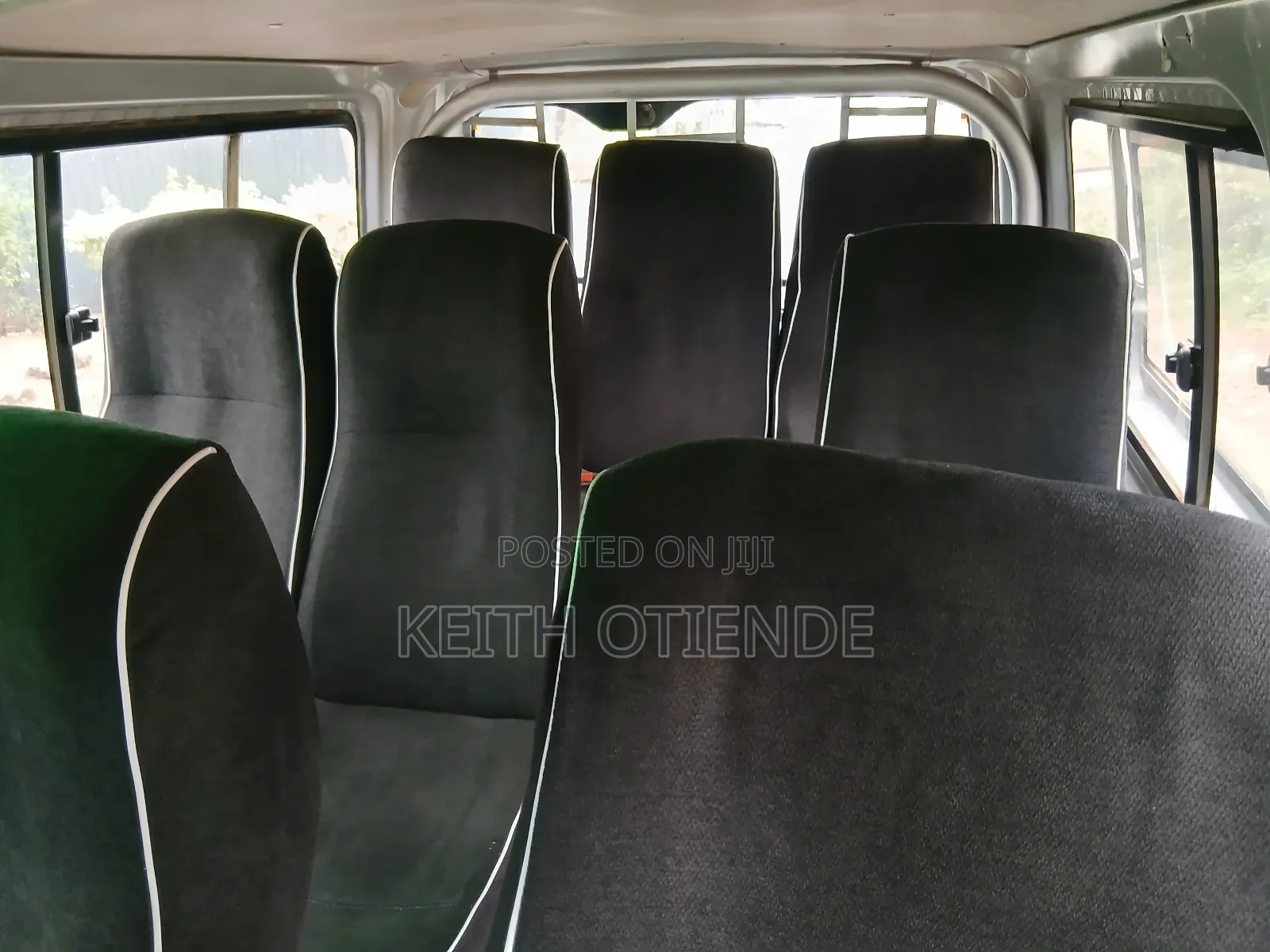 Toyota HiAce 2012 Silver