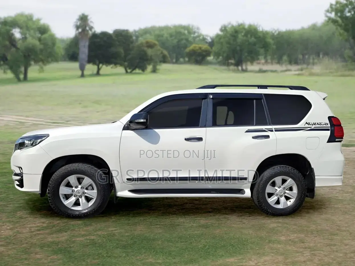 Toyota Land Cruiser Prado 2.8 2018 White