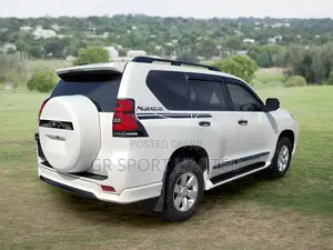 Toyota Land Cruiser Prado 2.8 2018 White