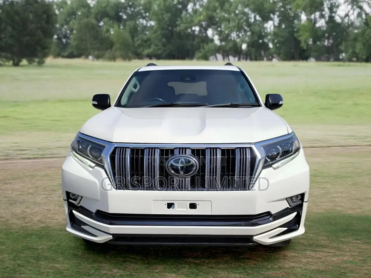Toyota Land Cruiser Prado 2.8 2018 White
